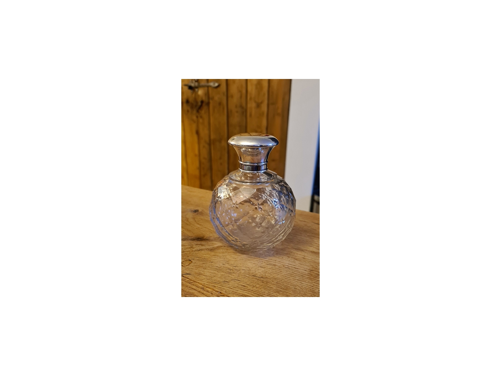Antieke parfumfles, kristal met zilver, Matthews 1919 - Antiekboerderij Het Wagenwiel 1