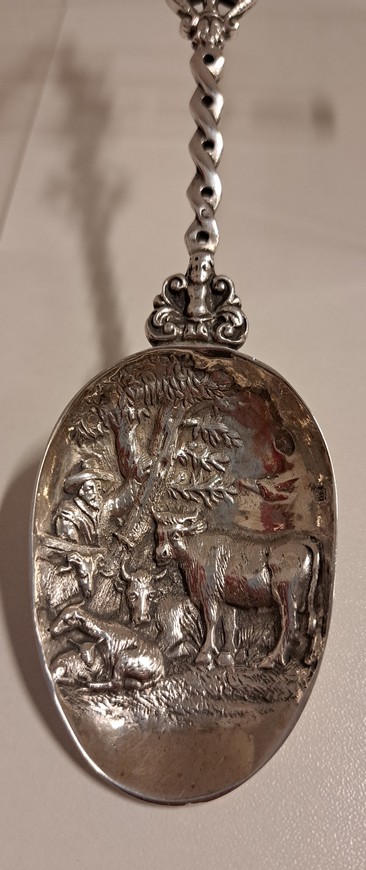 Antieke-zilveren-gedenklepel-Roelfsema-Winsum-1906-Het-Wagenwiel-Antiek-3