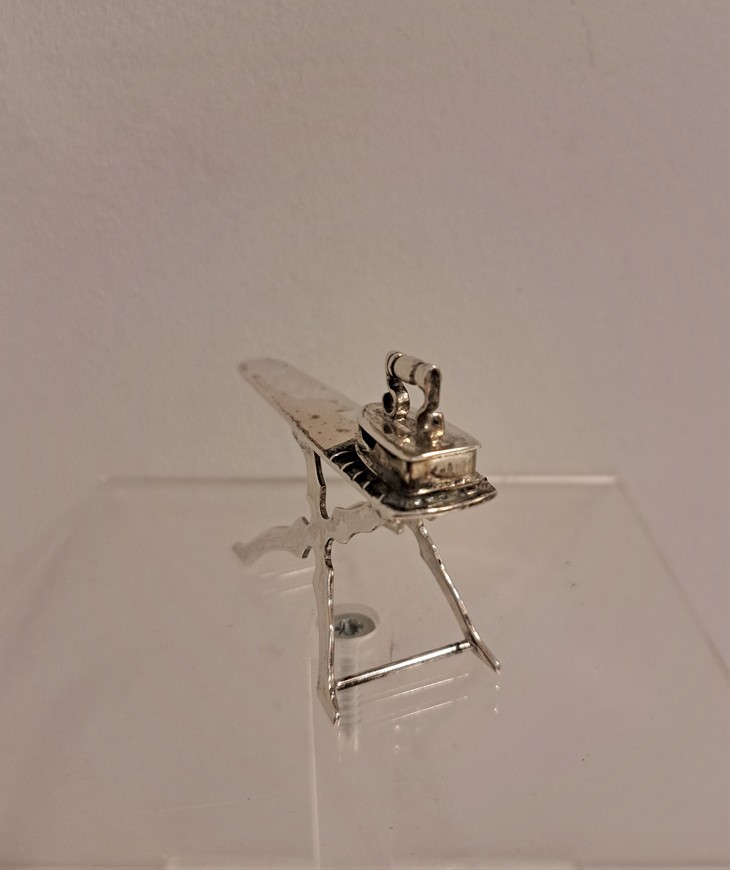 Miniatuur-strijkplank-zilver-H.-Hooijkaas-Schoonhoven-jaar-1976-Het-Wagenwiel-Antiek-2