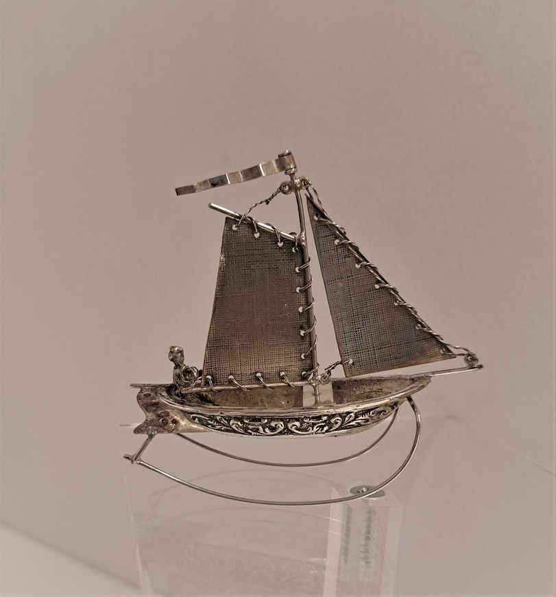 Miniatuur-zeilboot-zilver-Hollands-ca.1970-Het-Wagenwiel-Antiek-3