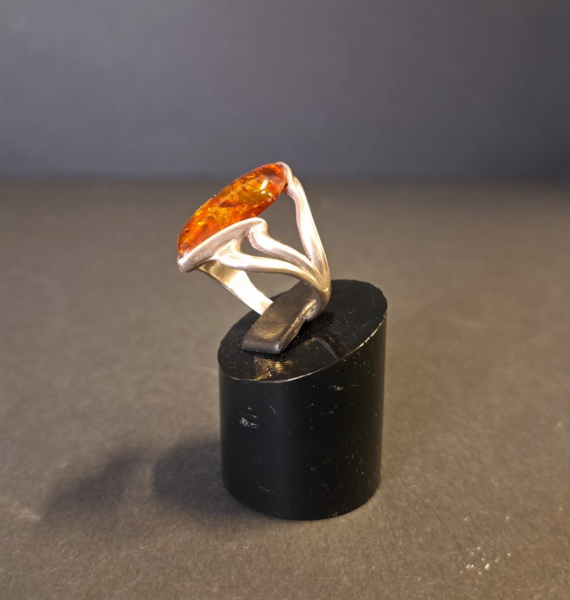 Ring-zilver-met-amber-maat-17-HS634-Het-Wagenwiel-Antiek-2