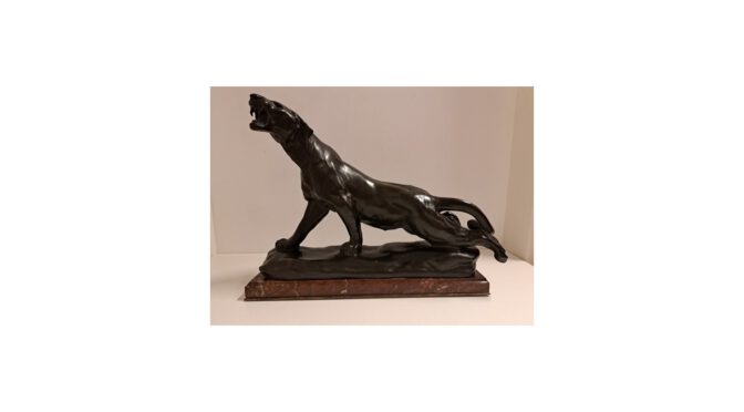 Antieke brons “gewonde leeuwin”, naar Charles Valton, ca.1900.