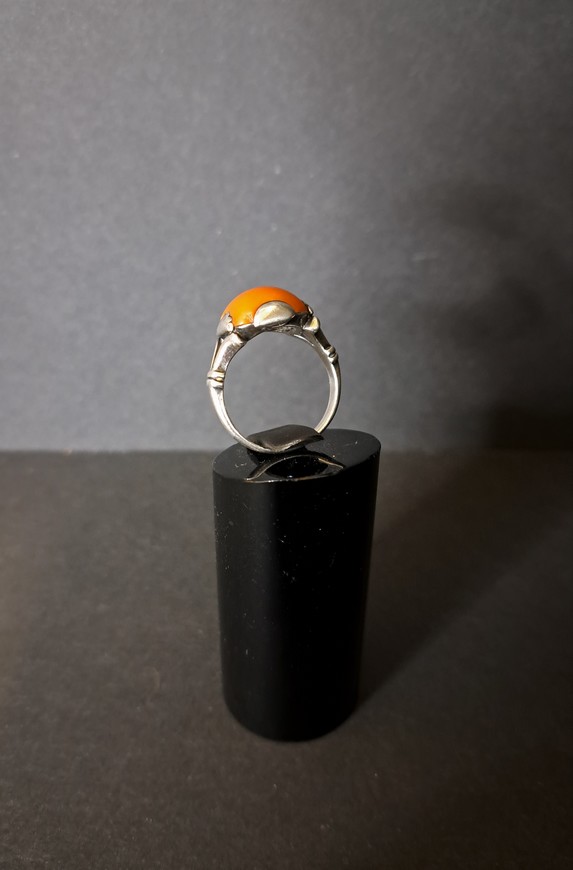 Antieke-zilveren-ring-met-bloedkoraal-ca.1900-maat-17-HS641.01-Het-Wagenwiel-Antiek-3