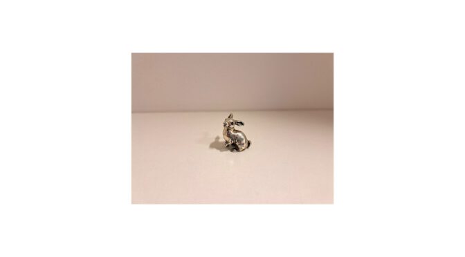 Miniatuur-konijntje-zilver-HZG826.35-Het-Wagenwiel-Antiek-1a