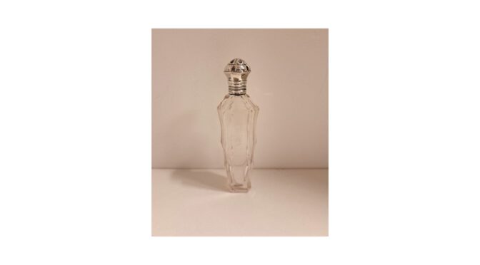 Parfumfles, kristal en zilver, Hollands, ca.1870-1900.
