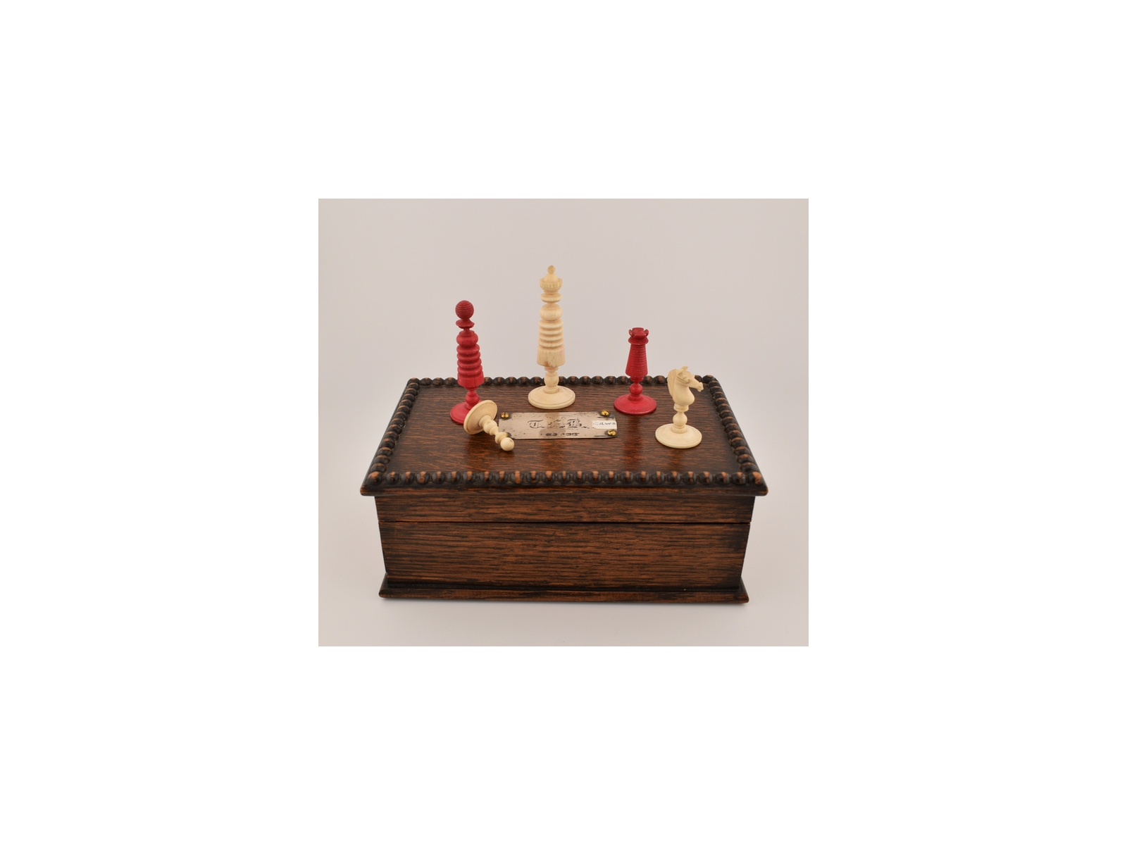 Antiek schaakspel, English playing set, been, Engeland - ca 1850 - Het Wagenwiel Antiek (10b) (1)