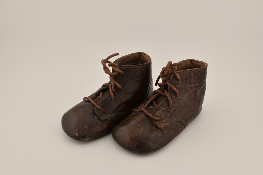 Antieke-leren-schoentjes-ca.1900-HDIV677-Het-Wagenwiel-Antiek-2