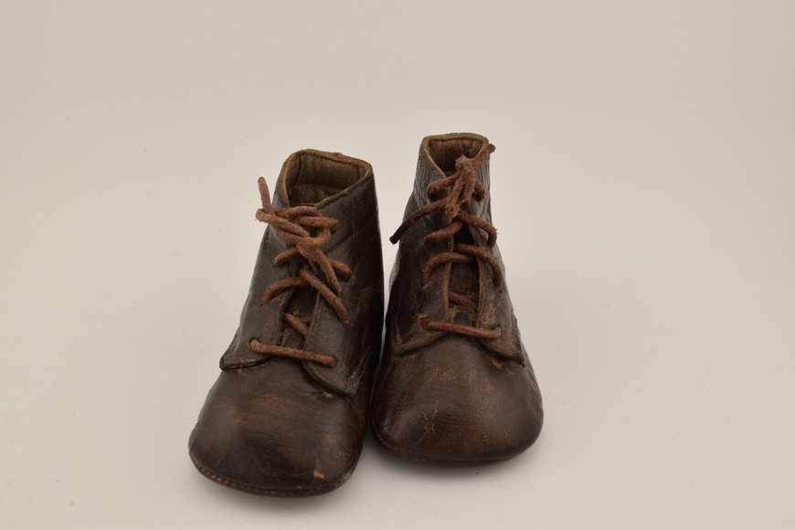 Antieke-leren-schoentjes-ca.1900-HDIV677-Het-Wagenwiel-Antiek-4