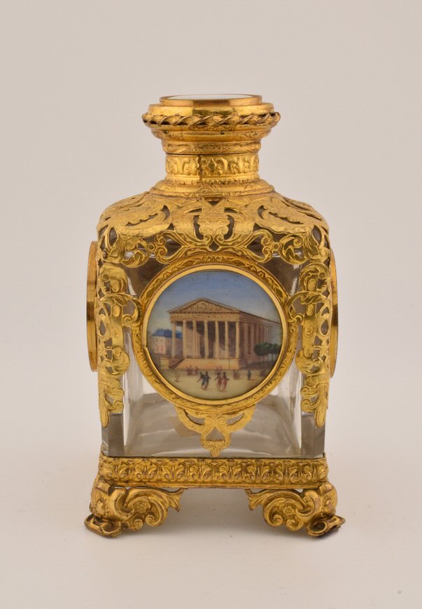 Antieke-parfumfles-Frankrijk-19e-eeuw-ormolu-Het-Wagenwiel-Antiek-3