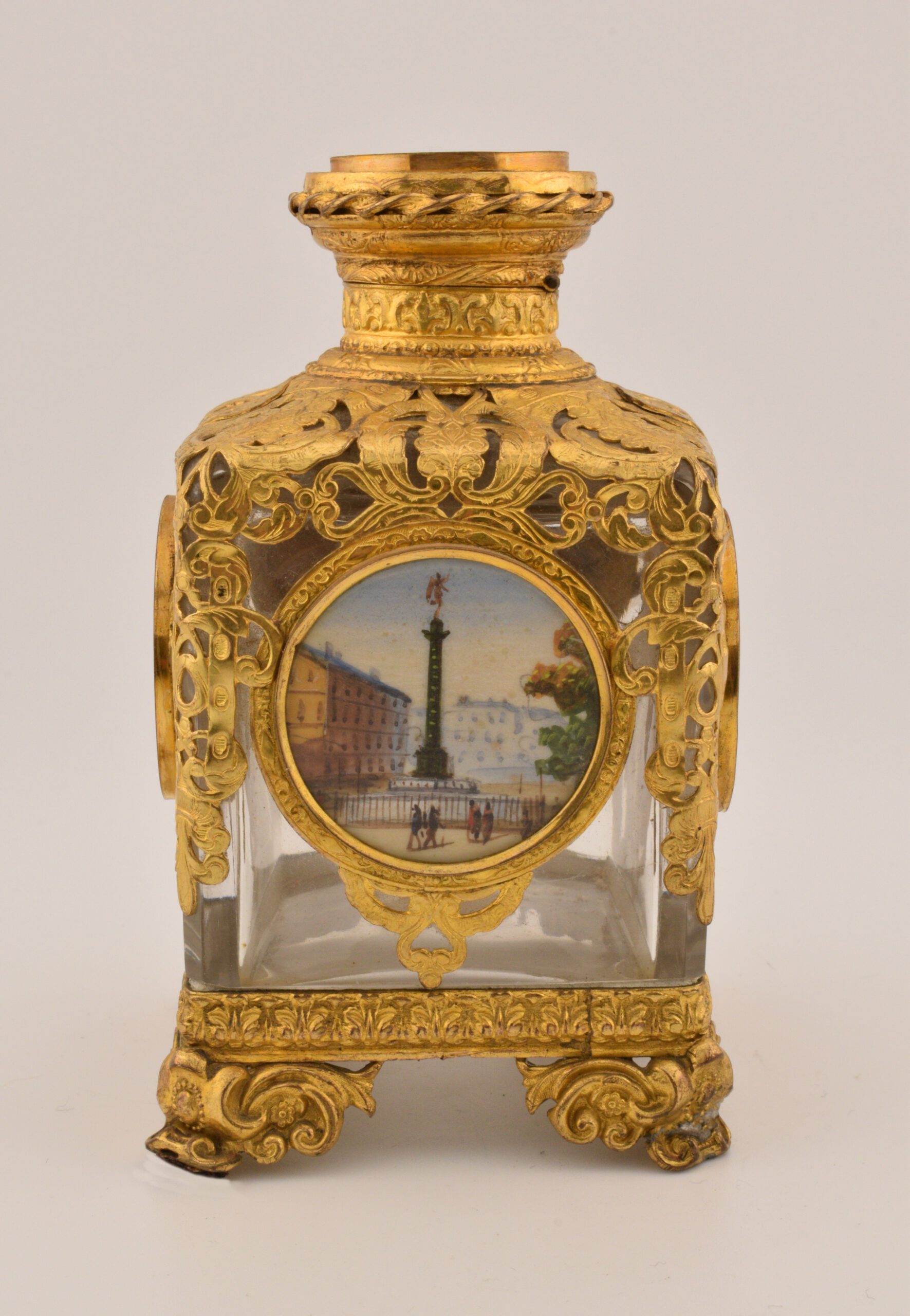 Antieke-parfumfles-Frankrijk-19e-eeuw-ormolu-Het-Wagenwiel-Antiek-4