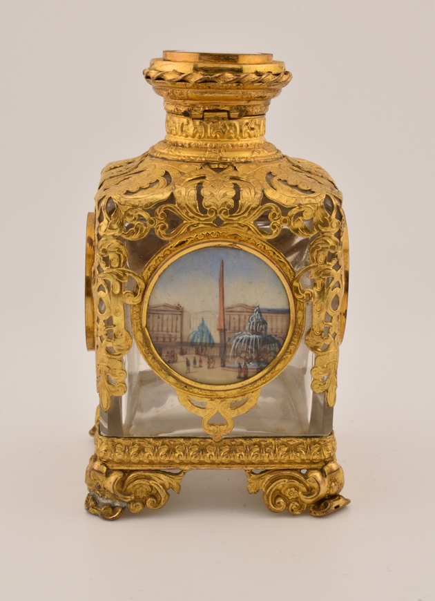 Antieke-parfumfles-Frankrijk-19e-eeuw-ormolu-Het-Wagenwiel-Antiek-5