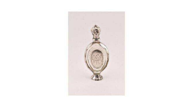 Antiek parfumflesje, kristal met zilver, mt; F. Edeling, Schoonhoven, ca.1900.