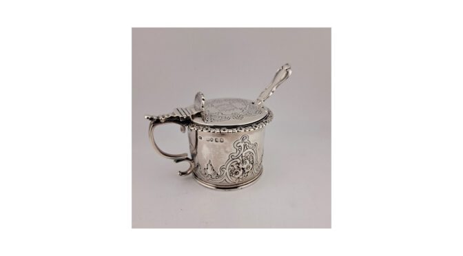 Antieke mosterdpot met lepel, zilver, mt; Charles Price, Londen, jaar 1824.