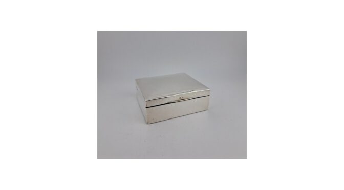 Antieke sigarettendoos, zilver, mt; H.C. Davis, Birmingham, jaar 1923.