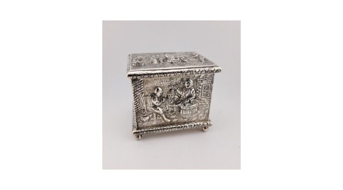 Antieke theedoos, zilver, Cornelis Rietveld, Schoonhoven, jaar 1911.