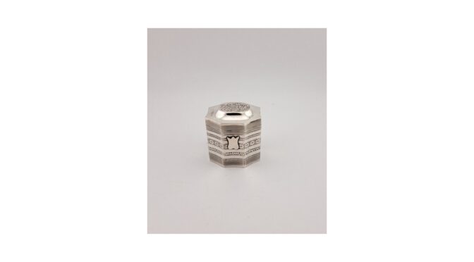 Lodereindoosje, zilver, van Niekerk, Schoonhoven, jaar 1976 (HZG1499.02) - Het Wagenwiel Antiek (1a)
