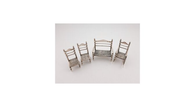 Set van 4 zitmeubeltjes, zilver, Amsterdam, ca.1970 (HW136) - Het Wagenwiel Antiek (2a)