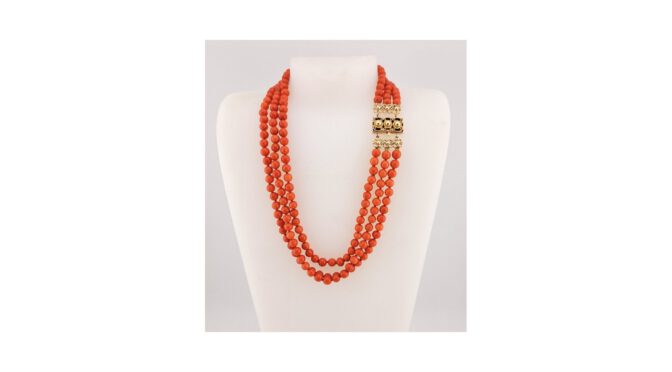 Collier met bloedkoraal en 14k gouden slot (HS1212) - Het Wagenwiel Antiek (2a)