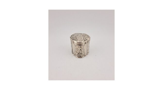 Antiek lodereindoosje,zilver, mt; A.G. Kooiman, Schoonhoven, jaar 1839 (HZG1548) - Het Wagenwiel Antiek (1a)