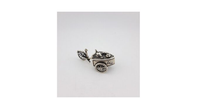 Ijsco-kar, zilver. 20e eeuw (HZG1529.30) - Het Wagenwiel Antiek (1a)