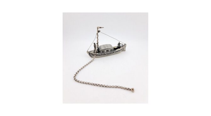 Trekschuit, zilver, D.J. Aubert, 's Gravenhage, 20e eeuw (HZG1529.22) - Het Wagenwiel Antiek (1a)