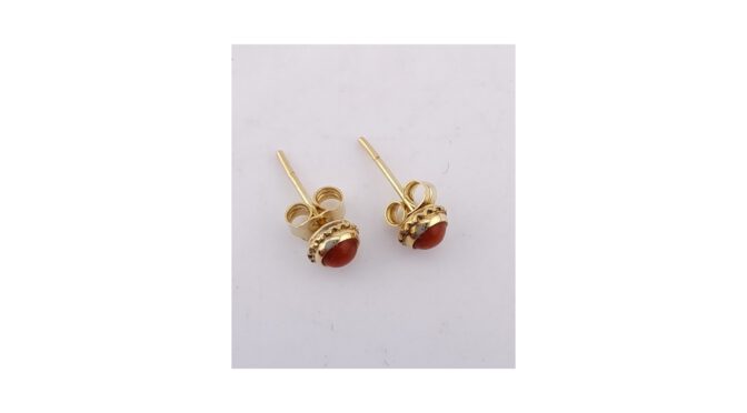 Oorstekers, 14k goud met bloedkoraal (HS1491) - Het Wagenwiel Antiek (1a)