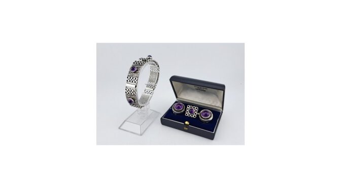 Sieradenset, zilver met amethist, J.A. van Houten, Leeuwarden, 1951-1978 (HS1192) - Het Wagenwiel Antiek (1a)