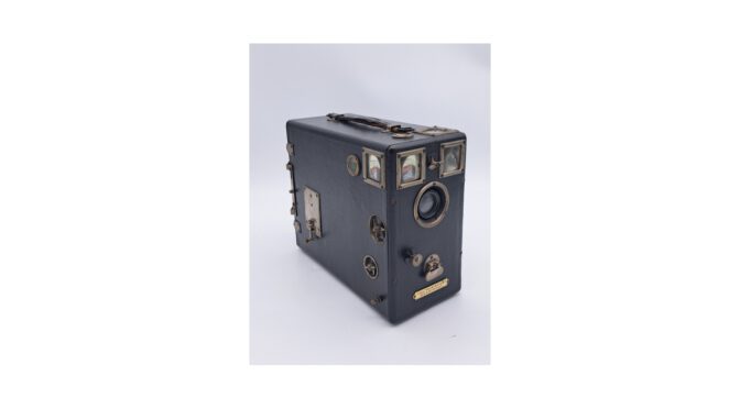 Antieke detective camera, “falling plate”, J. Girard & Cie – Parijs, ca 1900.