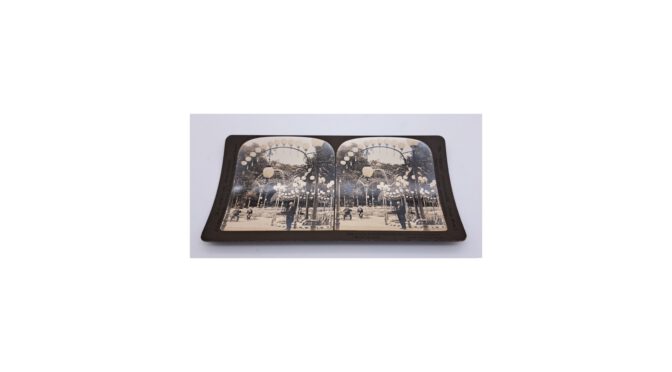 Antieke stereofoto, 2101 a scene in Kroll's Garden Berlin, 1902 (HZS116) - Het Wagenwiel Antiek (2a)