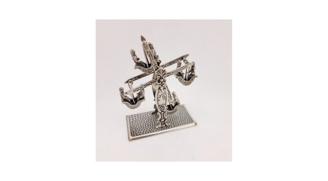 Miniatuur draaimolen, 2e gehalte zilver, Hollands, jaar 1977 (HZG1654) - Het Wagenwiel Antiek (1a)