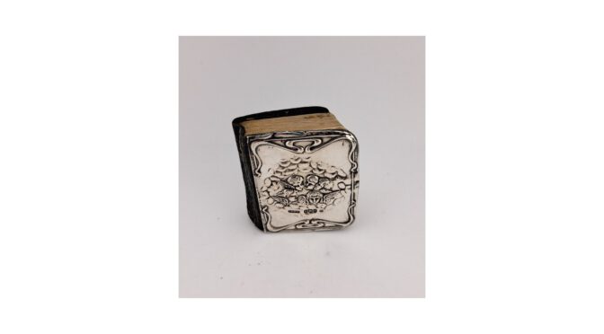 Antiek miniatuur Bijbeltje, zilver, Birmingham, jaar 1909.