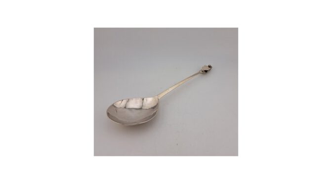 Antieke heraldiek lepel, zilver, 17e eeuw, Duitsland.