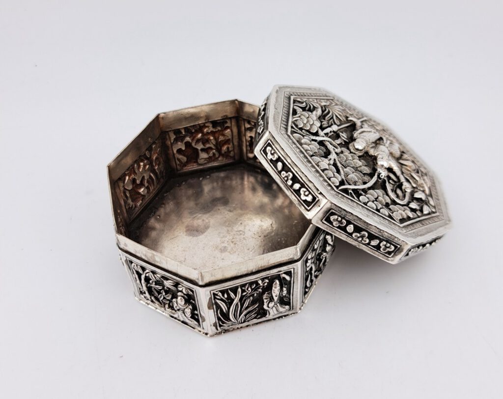 Antieke dekseldoos, zilver, China, 19e eeuw (HZG1781) - Het Wagenwiel Antiek (3)
