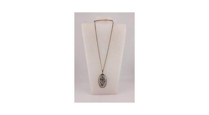 Antieke ketting met hanger, 2de gehalte zilver, Art Nouveau, ca.1920 (HS1842) - Het Wagenwiel Antiek (1a)