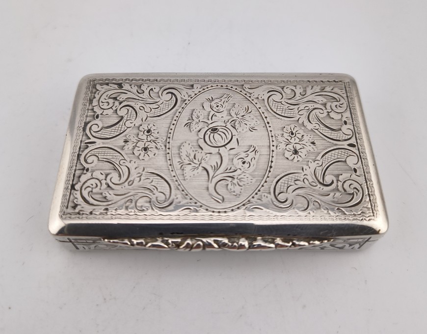 Antiek snuiftabkdoosje, zilver, Oostenrijk, jaar 1840 (HZG1788.03) - Het Wagenwiel Antiek (1)