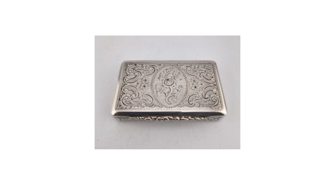 Antiek snuiftabakdoosje, zilver, Oostenrijk – jaar 1840
