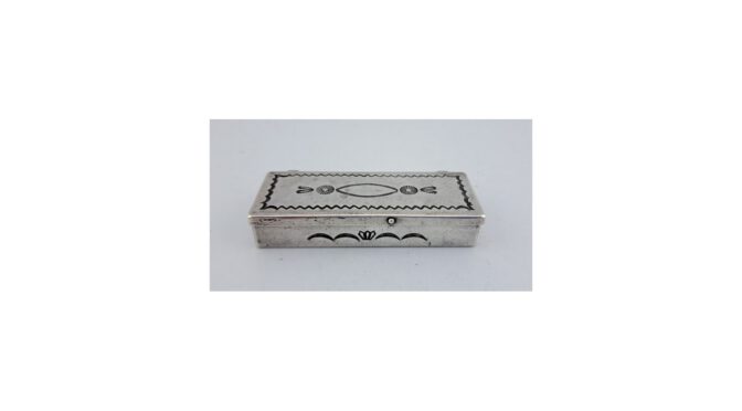 Pillendoosje, zilver, 20e eeuw.