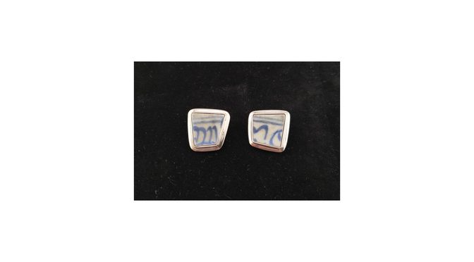Oorclips zilver met Chinees porselein, 20e eeuw.