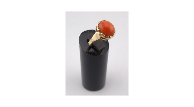 Ring, 14k goud met bloedkoraal (HS1877) - Het Wagenwiel Antiek (1a)