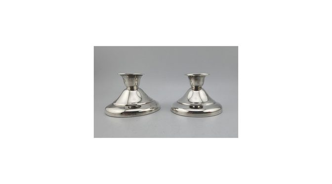 2 kandelaars, zilver, Fa. Aubert, Den Haag, ca.1980.