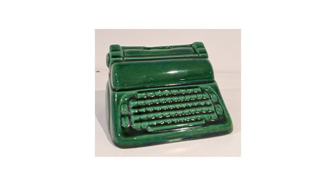 Spaarpot Typemachine, aardewerk, Frankrijk, ca.1950-1960.